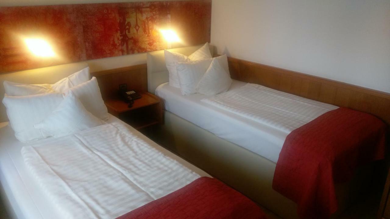 Arador-City Hotel Bad Oeynhausen Esterno foto